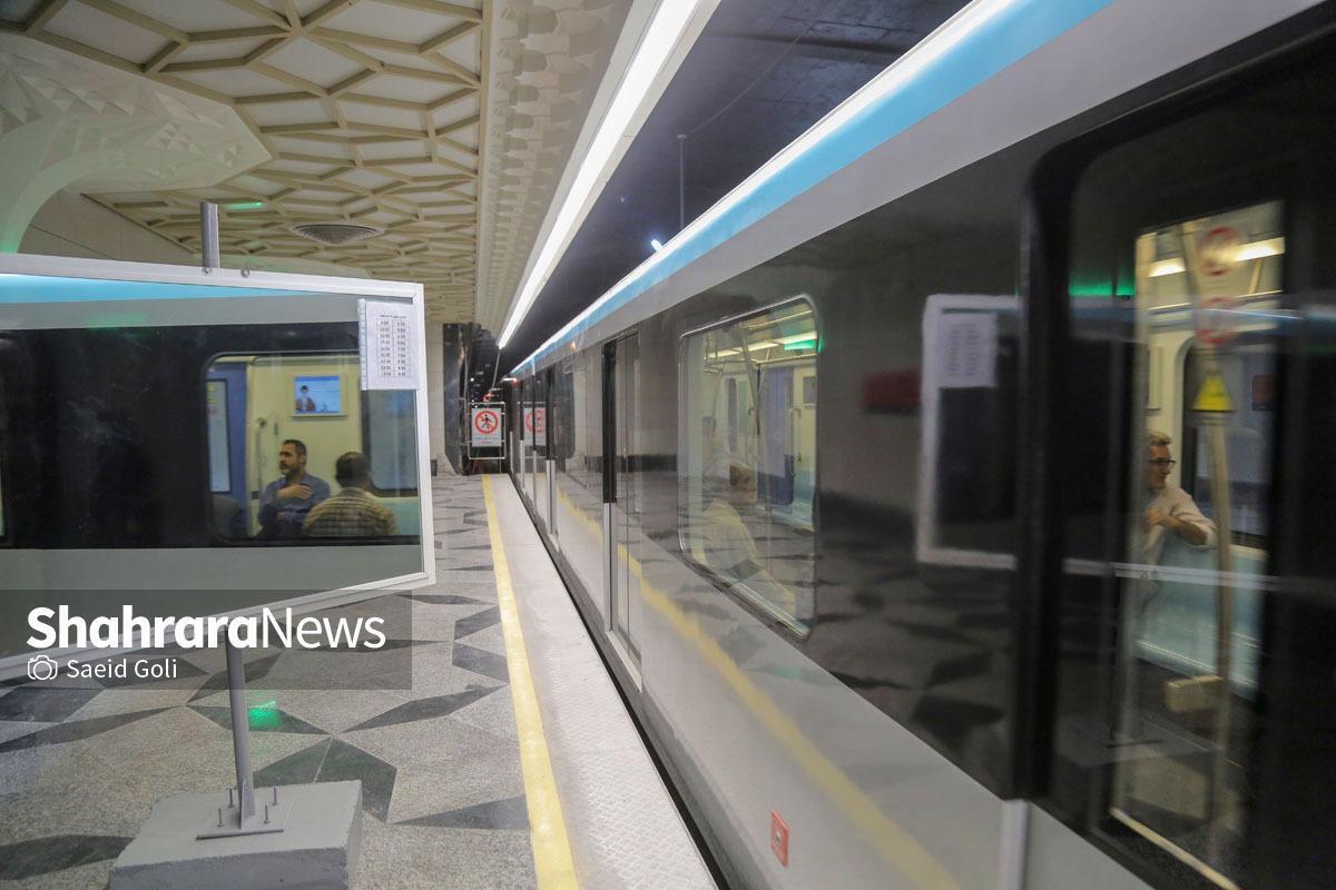 شهردار مشهد مقدس از بهره برداری آزمایشی از سکوی دوم فاز اول خط ۳ قطار شهری این شهر خبر داد.