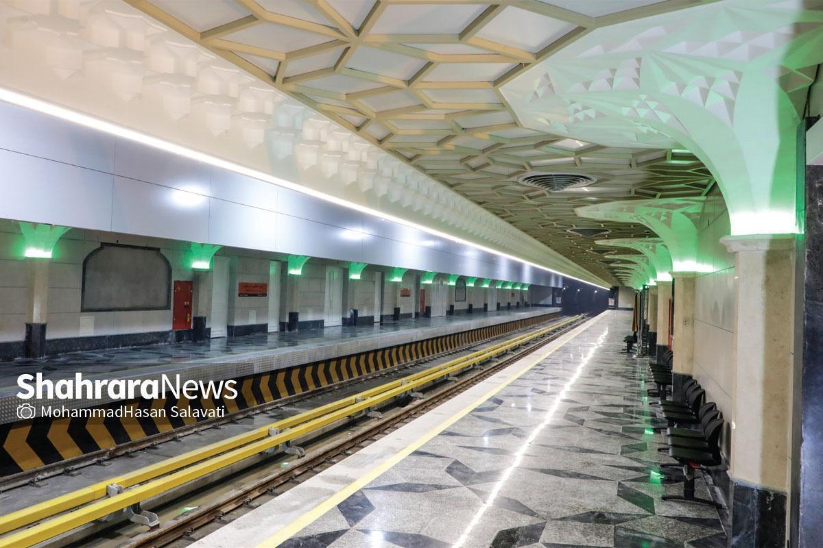 مدیرعامل شرکت قطارشهری شهرداری مشهد گفت: امروز، بیستم آبان، وعده دو سکو شدن فاز اول خط ۳ متروی مشهد محقق شد که فاصله زمانی ایستگاه‌ها را به ۸ الی ۱۰ دقیقه می‌رساند.