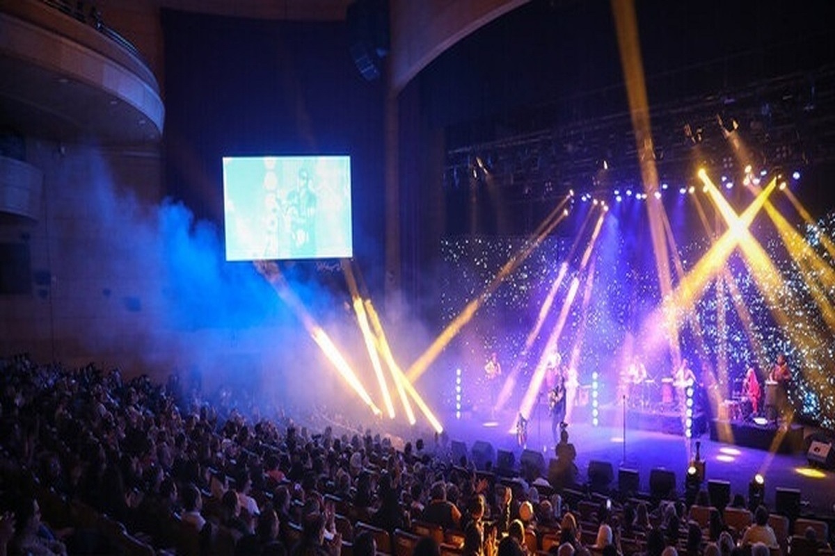 گزارشی از زمان و مکان برگزاری کنسرت‌های مختلف در تهران و دیگر شهر‌های کشور بخوانید.