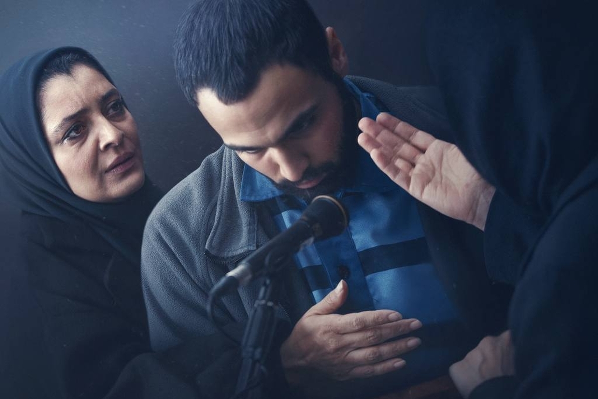 قسمت یازدهم سریال اجتماعی محکوم به کارگردانی سیامک مردانه و تهیه‌کنندگی محمدرضا منصوری، صبح چهارشنبه ۲۱ آبان در پلتفرم فیلیمو منتشر می‌شود.