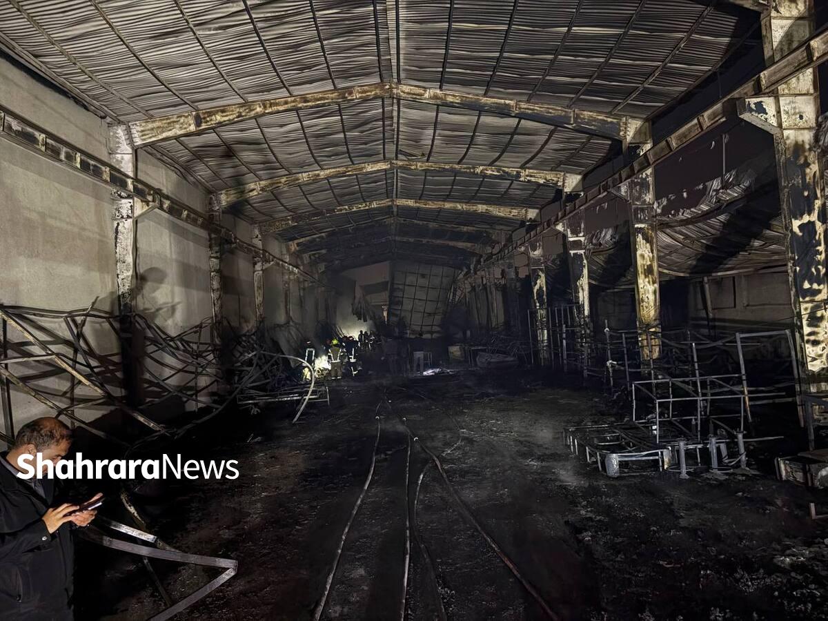 سخنگوی عملیات سازمان آتش‌نشانی مشهد گفت: آتش‌سوزی گسترده‌ای در یک کارگاه تولید مبل به مساحت ۱۸۰۰ مترمربع، شامگاه ۲۰ آبان ۱۴۰۴ در مشهد رخ داد که با حضور ۷۵ آتش‌نشان و ۲۰ خودروی عملیاتی از ۱۳ ایستگاه، در کوتاه‌ترین زمان ممکن تحت کنترل کامل درآمد.