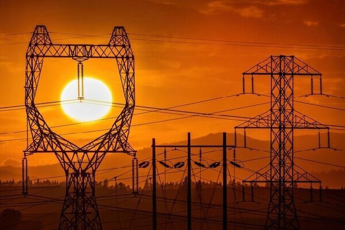 مدیرعامل شرکت توانیر گفت: در ماه‌های پیش رو سال ۱۴۰۴، قطعی برق نخواهیم داشت؛ البته به شرطی که سوخت لازم نیروگاه‌ها برای ما فراهم شود.