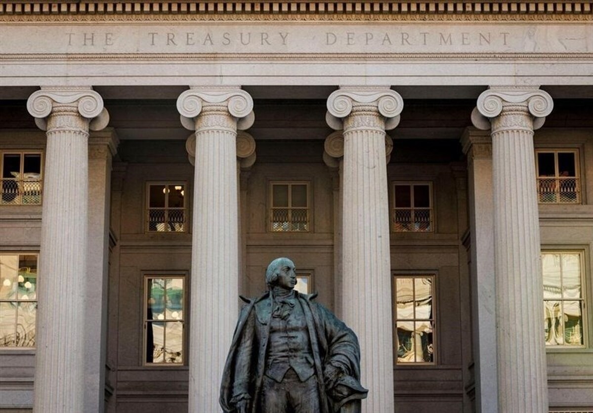 وزارت خزانه‌داری ایالات متحده آمریکا عصر چهارشنبه اعلام کرد چندین فرد و شرکت را که مدعی ارتباط آنها با «صنعت هوایی ایران» است، در فهرست تحریم قرار داده است.