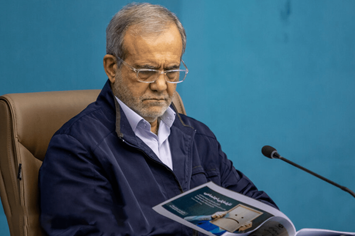 نقشه آبی ۳۰ روزه روی میز دولت