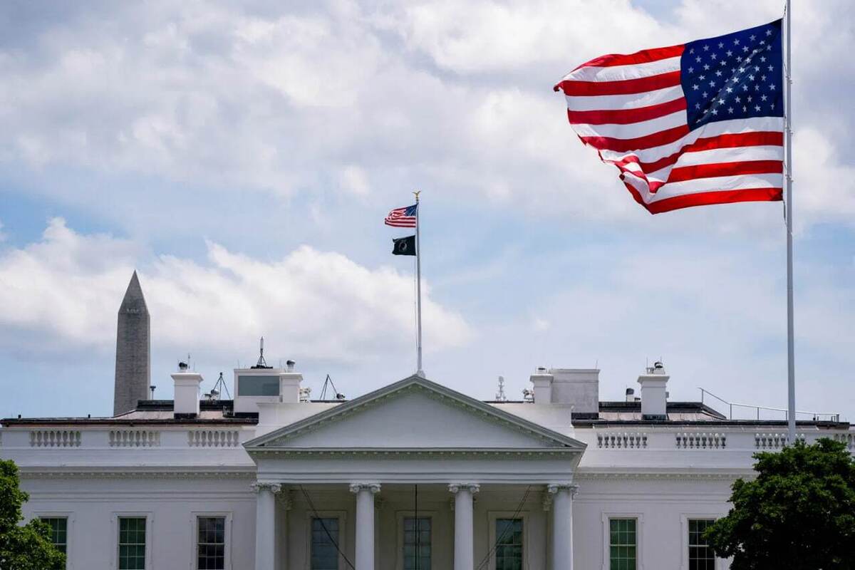 رئیس‌جمهور آمریکا با امضای طرح بودجه، به طولانی‌ترین تعطیلی دولت در تاریخ پایان داد.