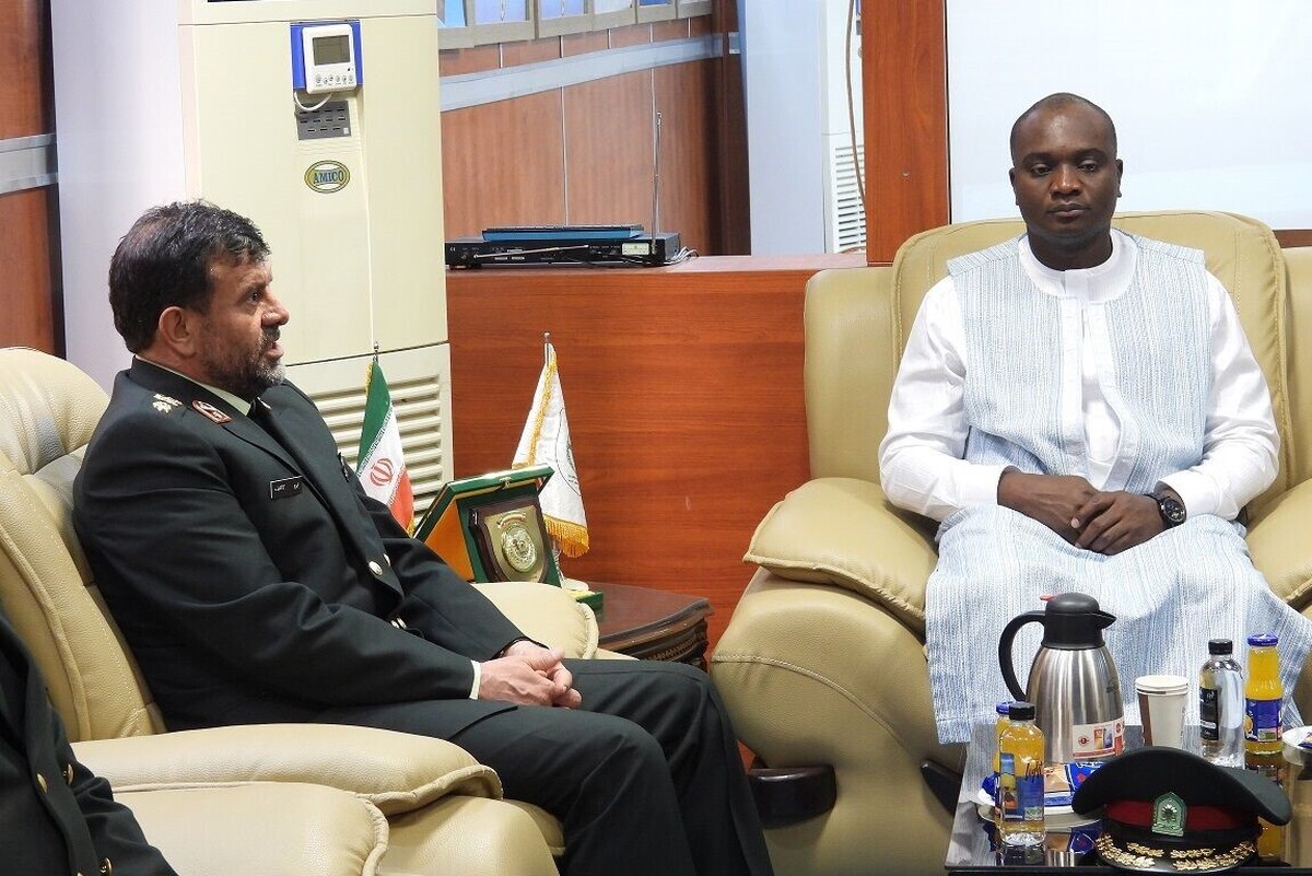 وزیر امنیت کشور بورکینافاسو با تقدیر از اقدامات مقابله‌ای و فعالیت‌های ایران در مبارزه با موادمخدر، گفت که از توسعه همکاری‌ها به ویژه در بخش انتقال تجربیات مؤثر با پلیس مبارزه با موادمخدر فراجا، استقبال می‌کنیم.