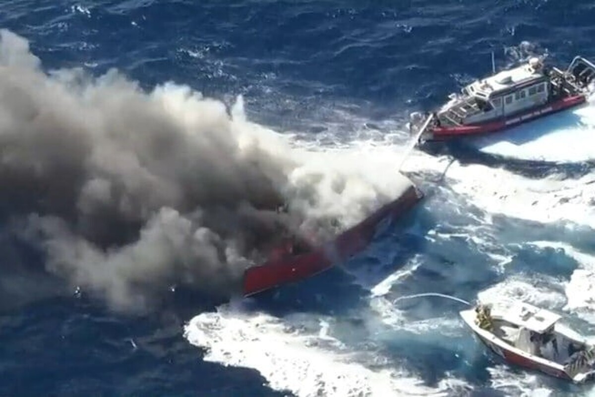 یک مقام وزارت جنگ آمریکا (پنتاگون) اعلام کرد که ارتش آمریکا حمله دیگری به یک قایق مظنون به قاچاق مواد مخدر در دریای کارائیب کرده که منجر به کشته شدن چهار سرنشین آن شده است.