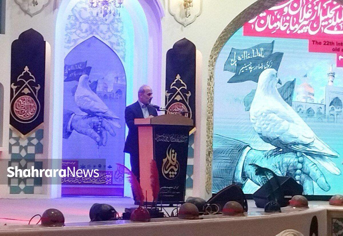 رئیس سازمان صدا و سیمای جمهوری اسلامی ایران با اشاره به نقش ستایشگران در انتقال فرهنگ ایثار و شهادت گفت: همکاران رسانه‌ای ما باید همانند ستایشگران اهل بیت(ع)، با اخلاص و اعتقاد کامل پیام عاشورا را منتقل کنند.