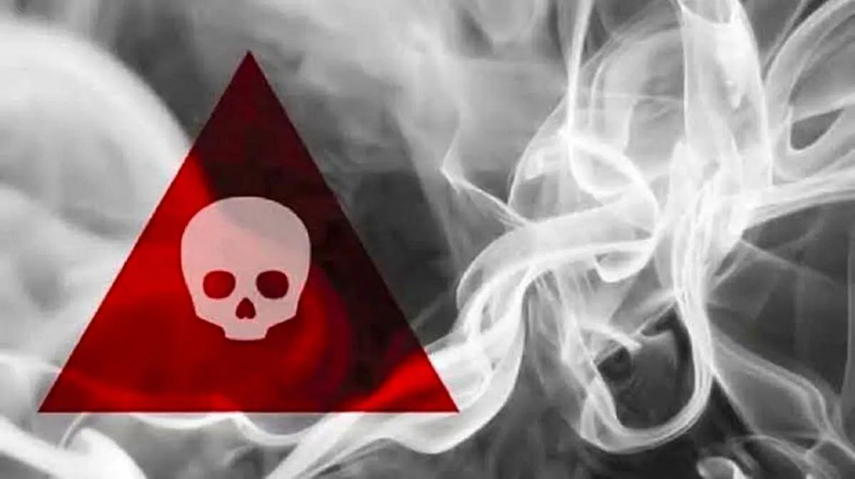 مدیر حوادث دانشگاه علوم پزشکی مشهد گفت: هشت نفر از اهالی روستای خرق بعد از آرامگاه فردوسی دچار مسمومیت با گاز منواکسیدکربن شدند.