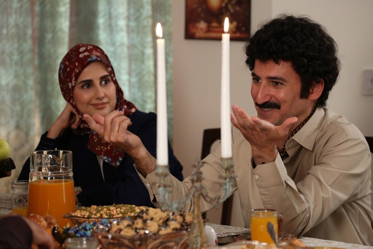 علی عطایی‌حور و ناصر سجادی‌حسینی، از بازیگران سریال «دشتستان»، امشب (۲۴ آبان ۱۴۰۴) برای اولین‌بار در برنامه «امشب» شبکه یک حاضر می‌شوند و به سؤالات مخاطبان پاسخ می‌دهند.