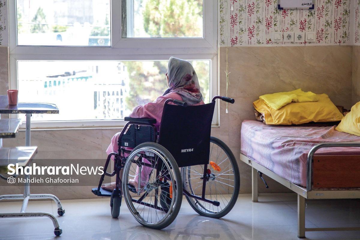 افزایش سریع جمعیت سالمند ایران، دیگر یک پیش‌بینی جمعیتی نیست، بلکه یک بحران ساختاری است که بیش از ۱۲ درصد جمعیت را درگیر کرده و تا سال ۱۴۳۰ سهم آنان به ۳۱ درصد خواهد رسید.