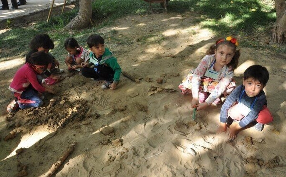 فعالیت‌های هنری و شناختی کودکانه تنها سرگرمی نیستند بلکه نوعی سرمایه‌گذاری بر آینده ذهنی و شخصیتی کودکان به شمار می‌آیند.