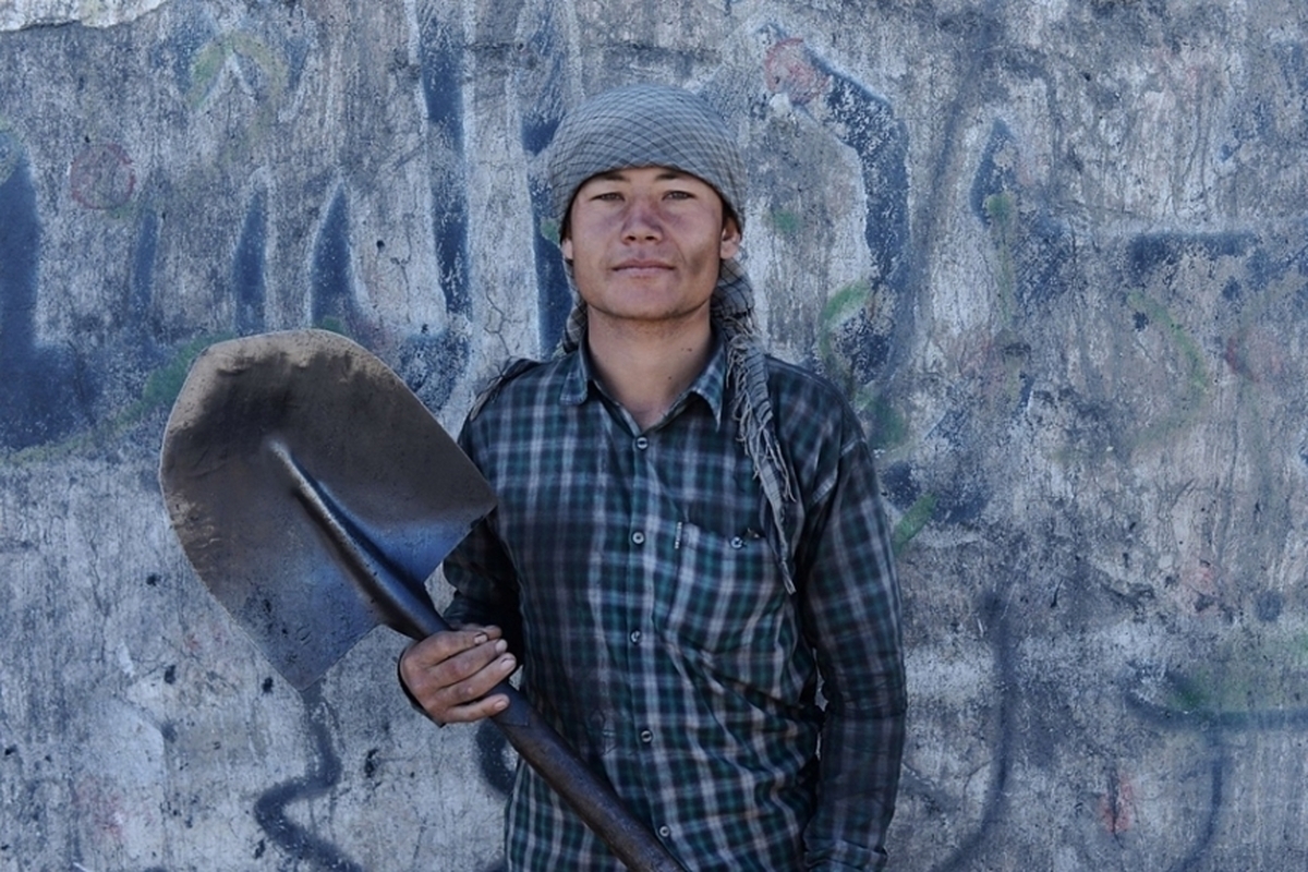 مدیرکل اشتغال اتباع خارجی وزارت تعاون، کار و رفاه اجتماعی اعلام کرد: حدود ۴۴۰ هزار تبعه مجاز در بازار کار ایران فعالیت دارند و سهم آنان از کل اشتغال کشور به ۲.۵ درصد می‌رسد؛ طرح جدید روادید کارگری نیز برای ساماندهی و کنترل اشتغال اتباع آغاز شده است.