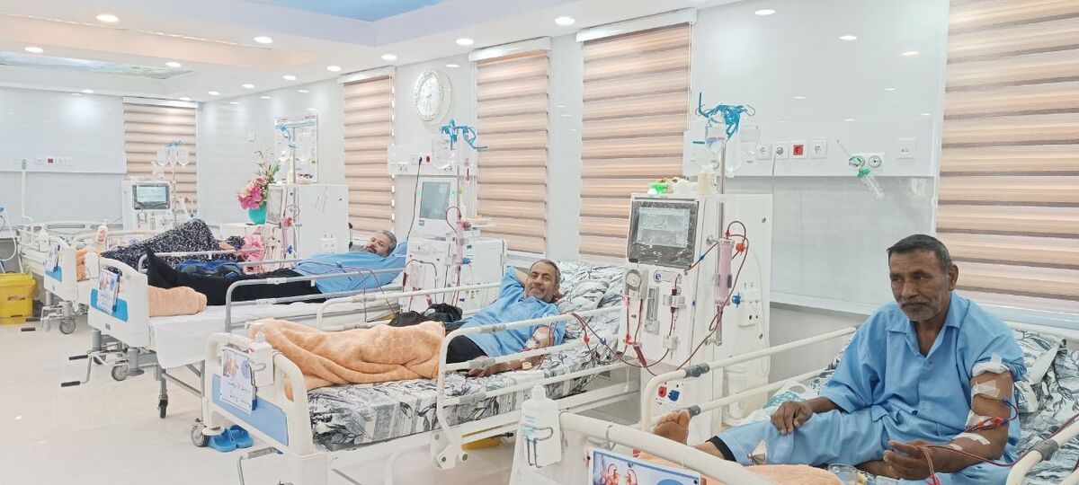 ارائه خدمات درمانی دولتی به بیماران دیالیزی ثابت در تایباد متوقف شد