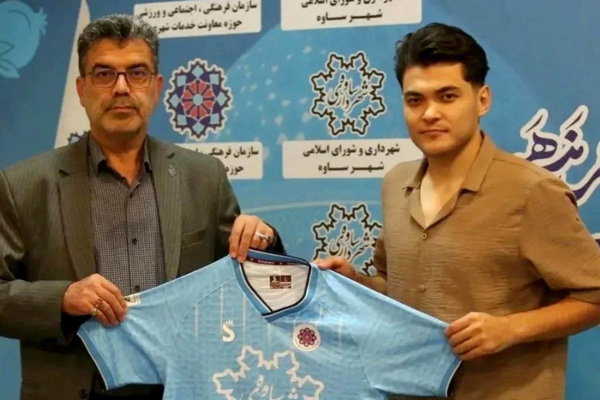 عملکرد خوب بازیکنان افغانستانی در لیگ برتر فوتسال ایران باعث شده که تیم‌های ایرانی ستاره‌های افغانستانی فوتسال را شکار کنند. در جدیدترین مورد، سیدحسین موسوی به تیم فوتسال شهرداری ساوه پیوست.