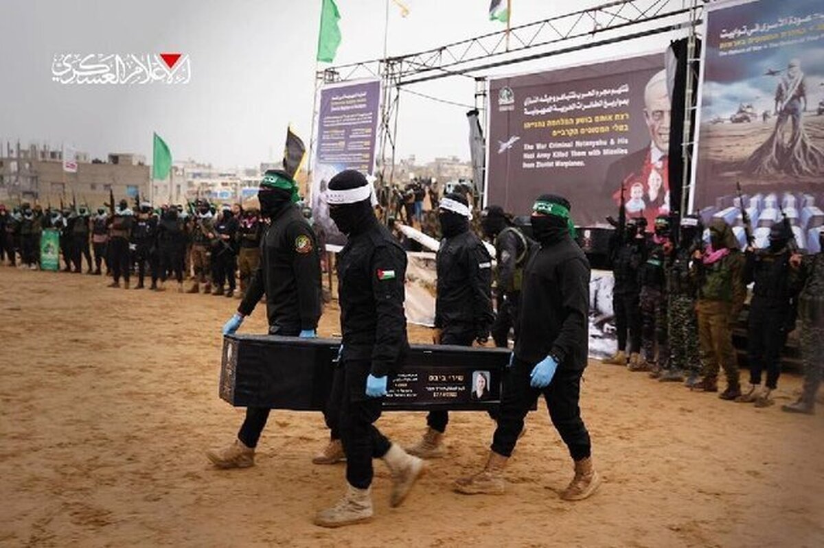 شاخه نظامی جنبش حماس جسد یک اسیر اسرائیلی دیگر را تحویل صلیب سرخ در غزه داده است.