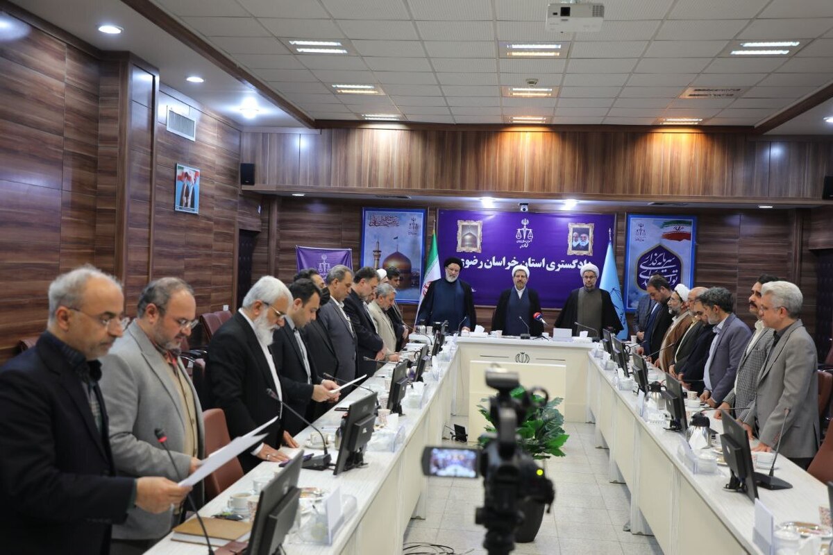 رئیس‌کل دادگستری خراسان رضوی: ادای سوگند اعضای هیئت‌منصفه مطبوعات به قرآن، نشان از جایگاه رفیع این هیئت دارد. هیئت‌منصفه مطبوعات نقش مؤثری در ارتقای آگاهی‌های عمومی، حفظ حقوق شهروندی و دفاع از حقوق عامه دارد و نظرات آن باید به دور از هرگونه جانب‌داری و با رعایت تقوا، صداقت و امانت‌داری بیان شود.