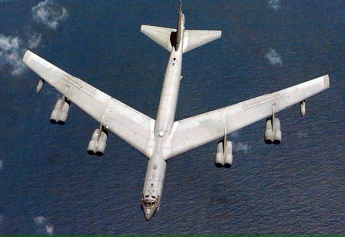 رسانه های آلمانی گزارش دادند که بمب‌افکن‌های استراتژیک «بی۵۲» آمریکا در حال انجام پروازهای آموزشی در حریم هوایی شمال آلمان هستند.