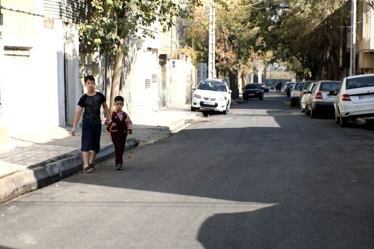 آسفالت تازه، لبخند تازه، زندگی در سیدی و طرق رنگ دیگری گرفت.