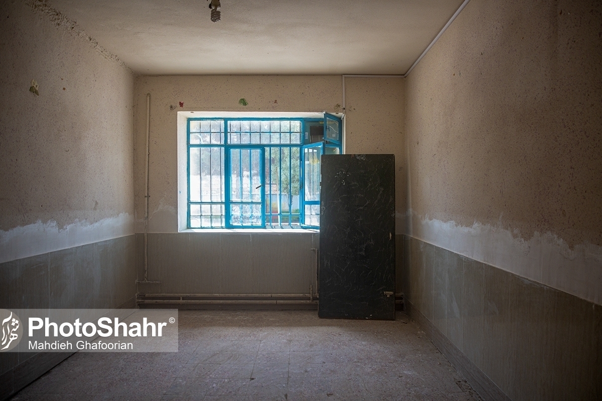 معاون فنی و نظارت سازمان نوسازی، توسعه و تجهیز مدارس کشور گفت: با توجه به تکلیف سازمان نوسازی، مدارس فرسوده را بازسازی می‌کنیم. تعداد کل مدارس در نوبت بازسازی به ۴۵ هزار مرکز می‌رسد.