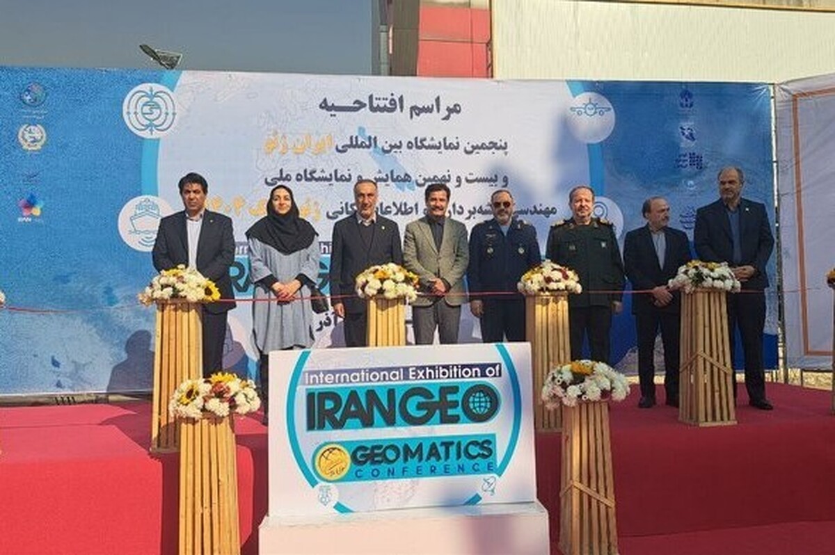 معاون رئیس‌جمهور در امور توسعه مناطق محروم و روستایی امنیت پایدار و مدیریت اطلاعات را ۲ رکن اساسی پیشرفت ملی اعلام کرد و گفت: بزرگ‌ترین مانع پیشرفت کشورها، نبود داده دقیق و نقشه درست است.