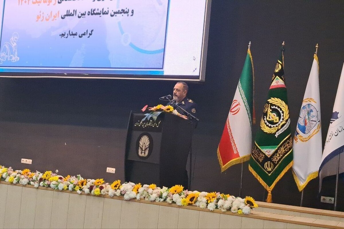 وزیر دفاع و پشتیبانی نیرو‌های مسلح از آمادگی در اختیار قراردادن سرریز دانش و ظرفیت‌های این وزارتخانه به بخش خصوصی و غیرنظامی خبر داد.