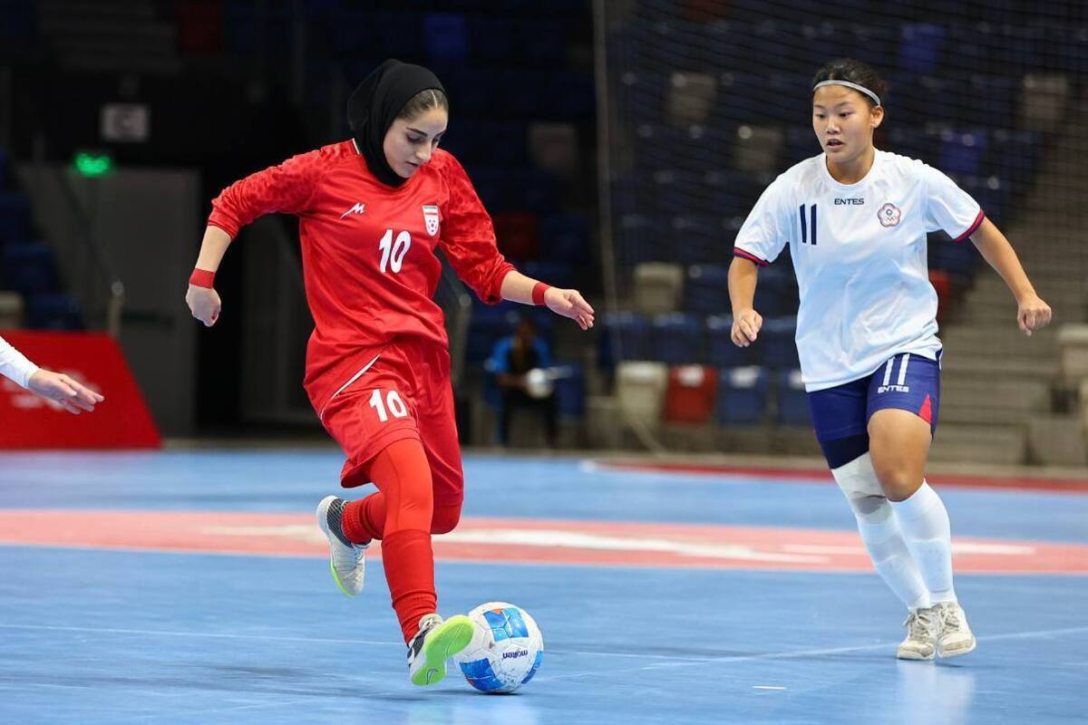 تیم ملی فوتسال بانوان ایران به مرحله نیمه‌نهایی بازی‌های آسیایی جوانان صعود کرد.