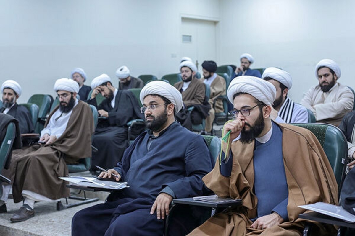 مدیر حوزه علمیه خراسان از رشد ۴۳ درصدی پذیرش طلاب در حوزه علمیه در سه سال اخیر خبر داد.