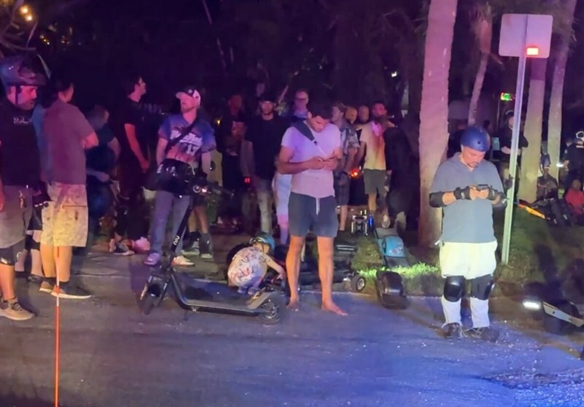 مهمانی هالووین کارولینای شمالی رنگ خون گرفت (۳ آبان ۱۴۰۴)