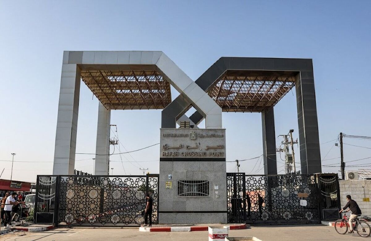 یک رسانه صهیونیستی از موافقت آمریکا با تعویق بازگشایی گذرگاه مرزی رفح تا بازگرداندن کامل اجساد اسرای صهیونیست خبر داد.