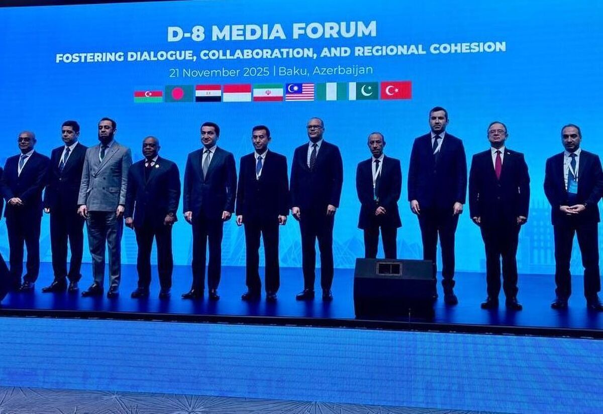 در بیانیه باکو ۲۰۲۵ درباره توسعه رسانه‌ای و همکاری مشترک میان کشور‌های عضو دی-۸، اعضا بر ارتقای همکاری رسانه‌ای و توسعه پلتفرم‌های دیجیتال مشترک تاکید کردند.