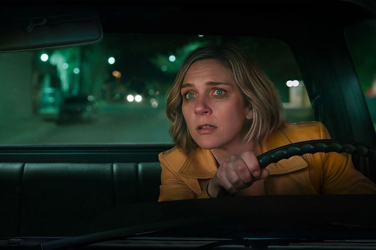 اپل تی‌وی اعلام کرده سریال جدید وینس گیلیگان، «پلوریبوس»، بیشترین تعداد تماشا برای یک درام در آغاز پخش را به‌دست آورده است.