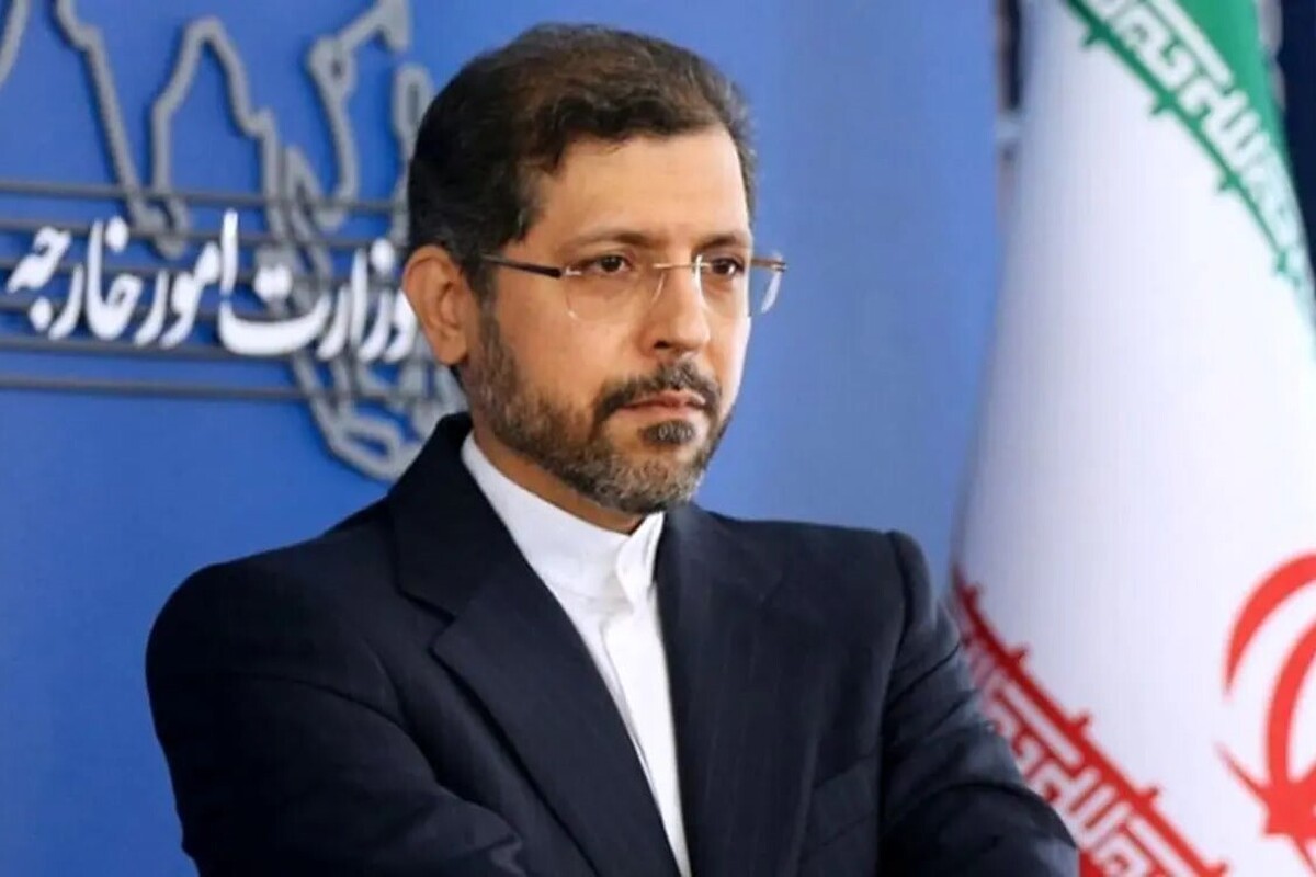 معاون وزیر و رئیس مرکز مطالعات سیاسی و بین‌المللی وزارت امور خارجه ایران، تأکید کرد: ایران نشان داده که مقاوم بوده و در مواضعش استوار است. آمریکایی‌ها باید بفهمند تنها زبانی که ایران به آن پاسخ می‌دهد، زبان احترام و برابری است. ما به دیپلماسی در زمان مناسب نگاه می‌کنیم.