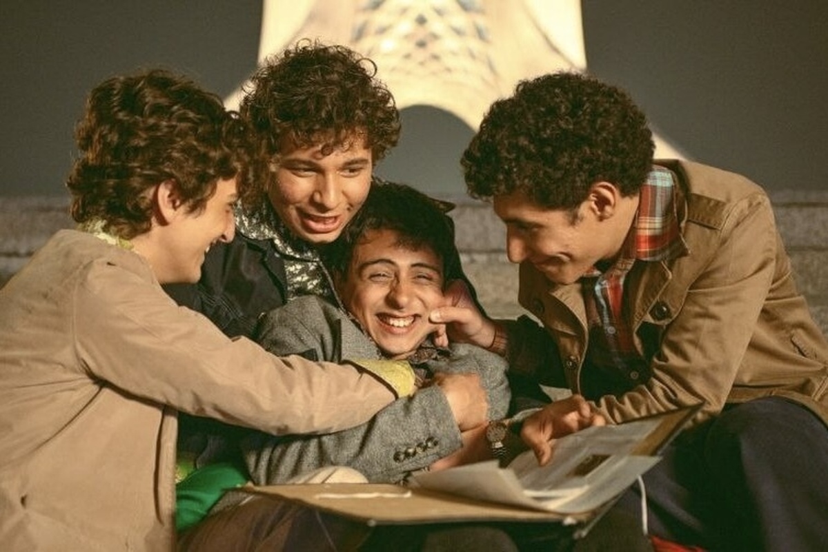 فیلم تازه سینمایی محمود کریمی در سه روز نخست اکران، ۱۵ هزار مخاطب و فروش ۱۶ میلیارد ریالی را تجربه کرد.