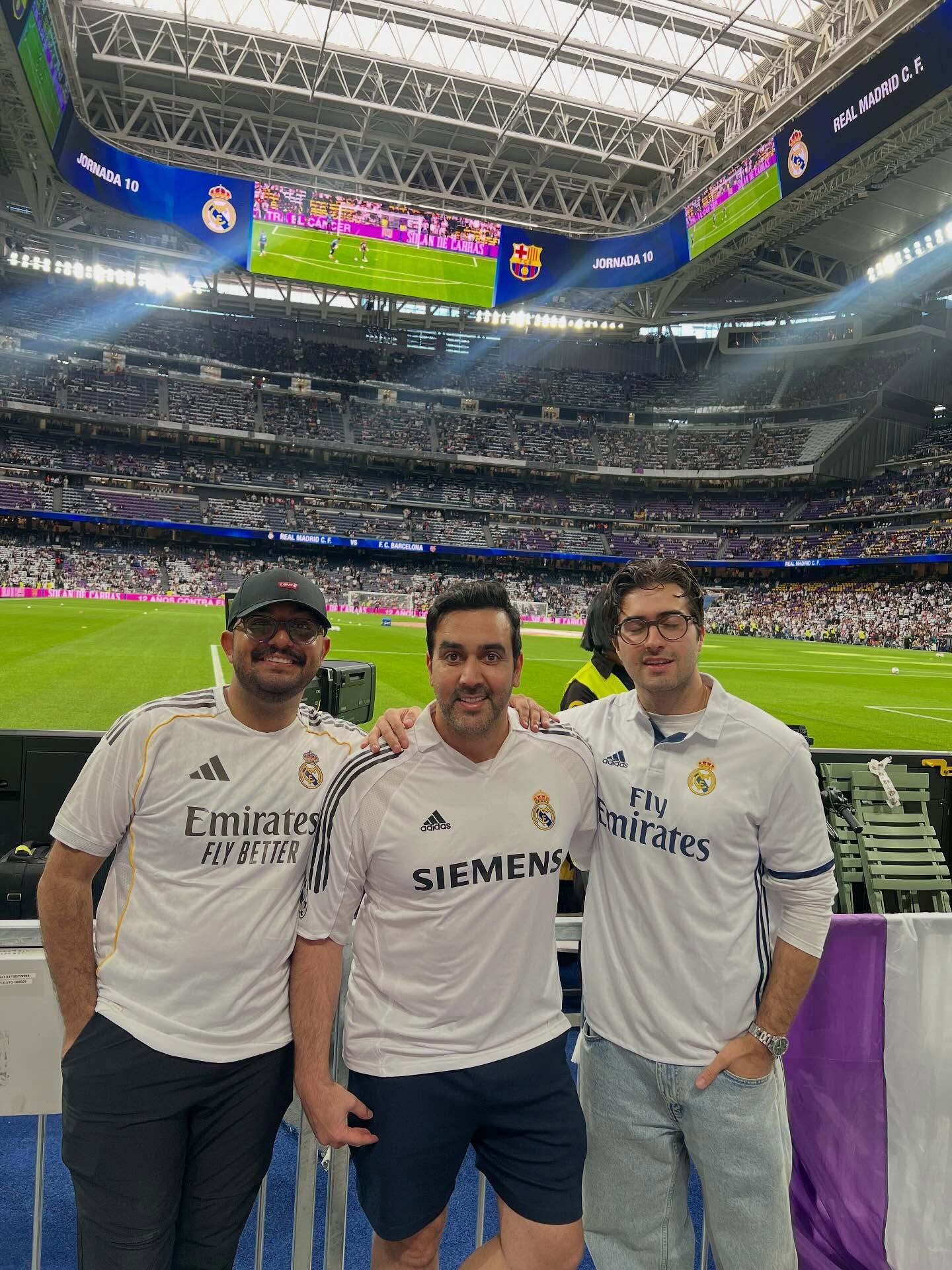 پوریا پورسرخ، هوادار ویژه رئال در جدال با بارسلونا + عکس پوریا پورسرخ، هوادار ویژه رئال در جدال با بارسلونا + عکس