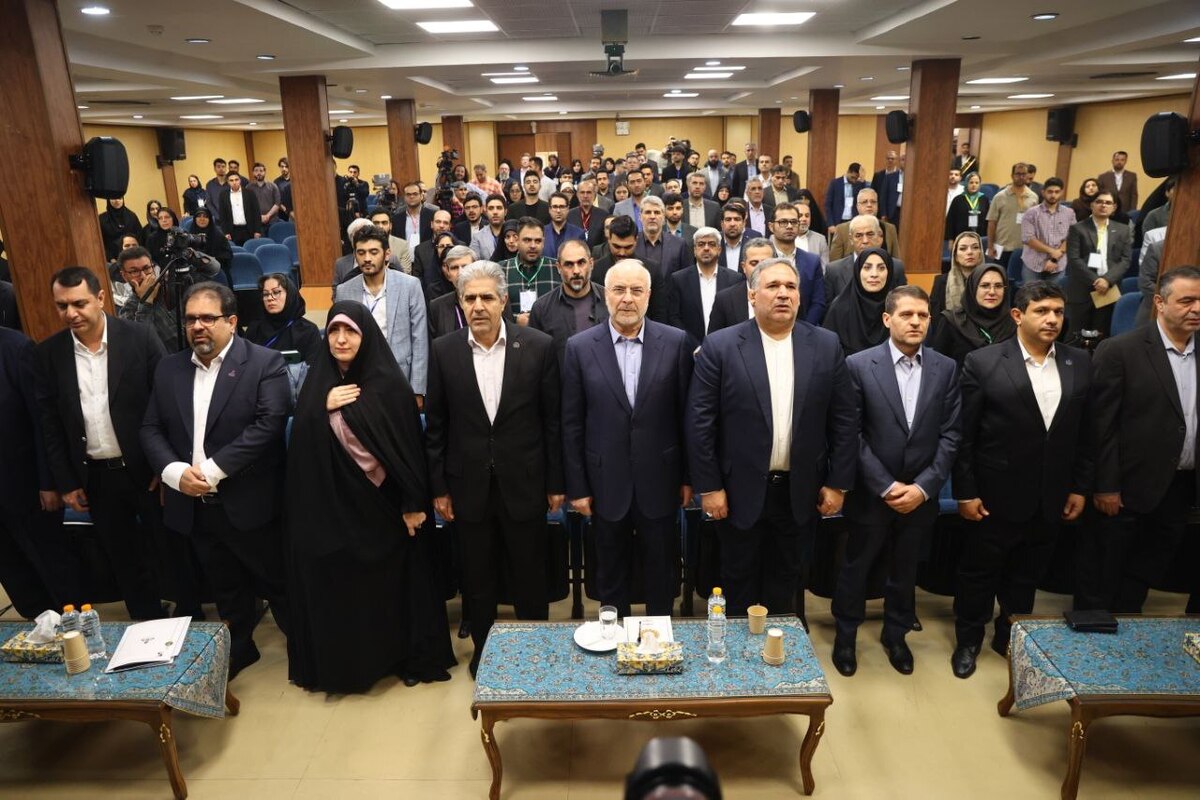 رئیس مجلس شورای اسلامی تاکید کرد: به فضل الهی مجلس در دوره دوازدهم از ۱۲ هزار ۵۲۴ قانونی که وجود دارد، دو سوم آن قوانین را منسوخ خواهد کرد و از رده خارج خواهیم کرد.