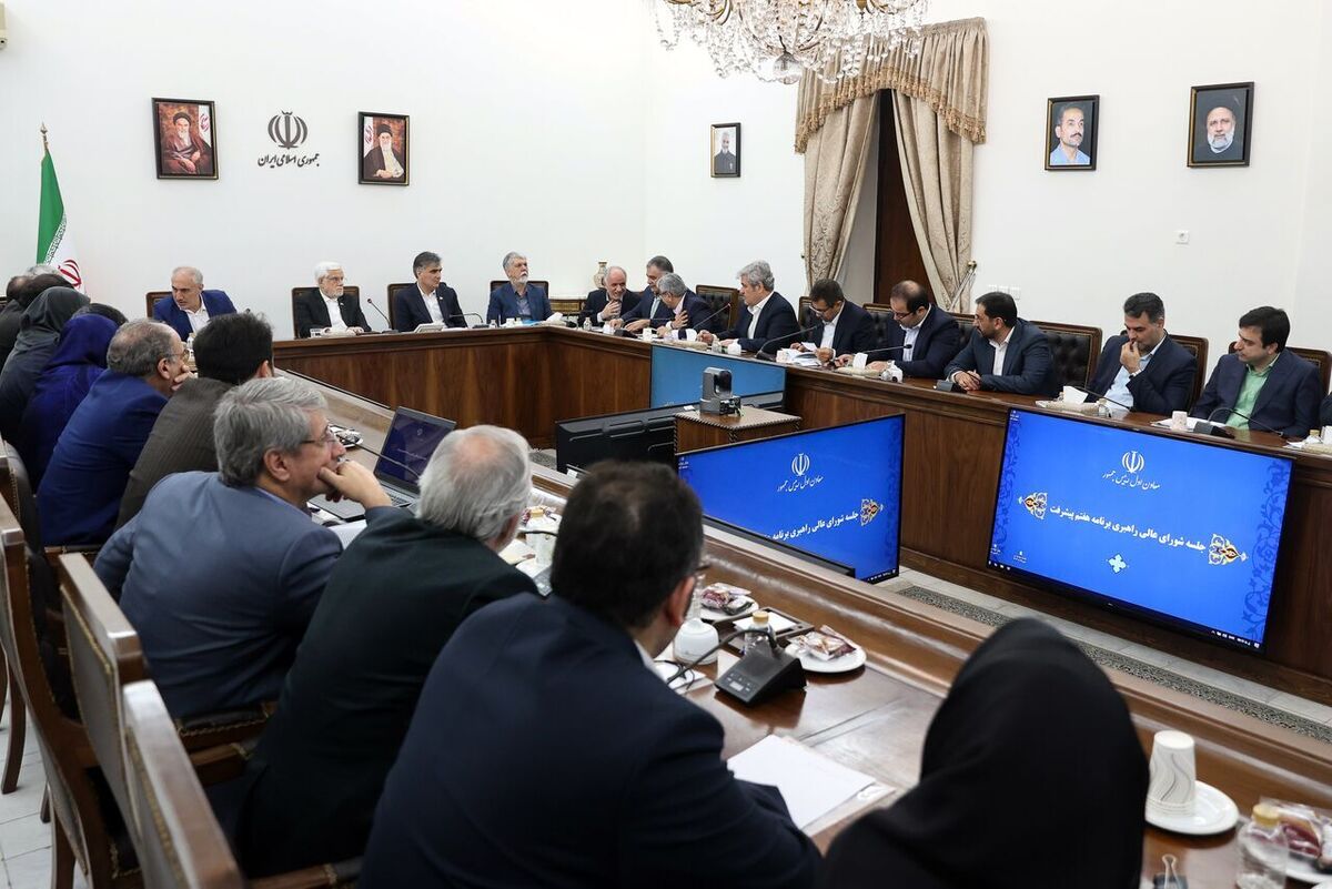 معاون اول رئیس‌جمهور گفت: اولویت و راهبرد اول دولت، اجرایی‌کردن برنامه هفتم پیشرفت است که این برنامه با ایجاد وفاق بهتر اجرا خواهد شد؛ اما اگر وارد مچ‌گیری شویم، نمی‌توانیم به اهداف این برنامه دست یابیم.