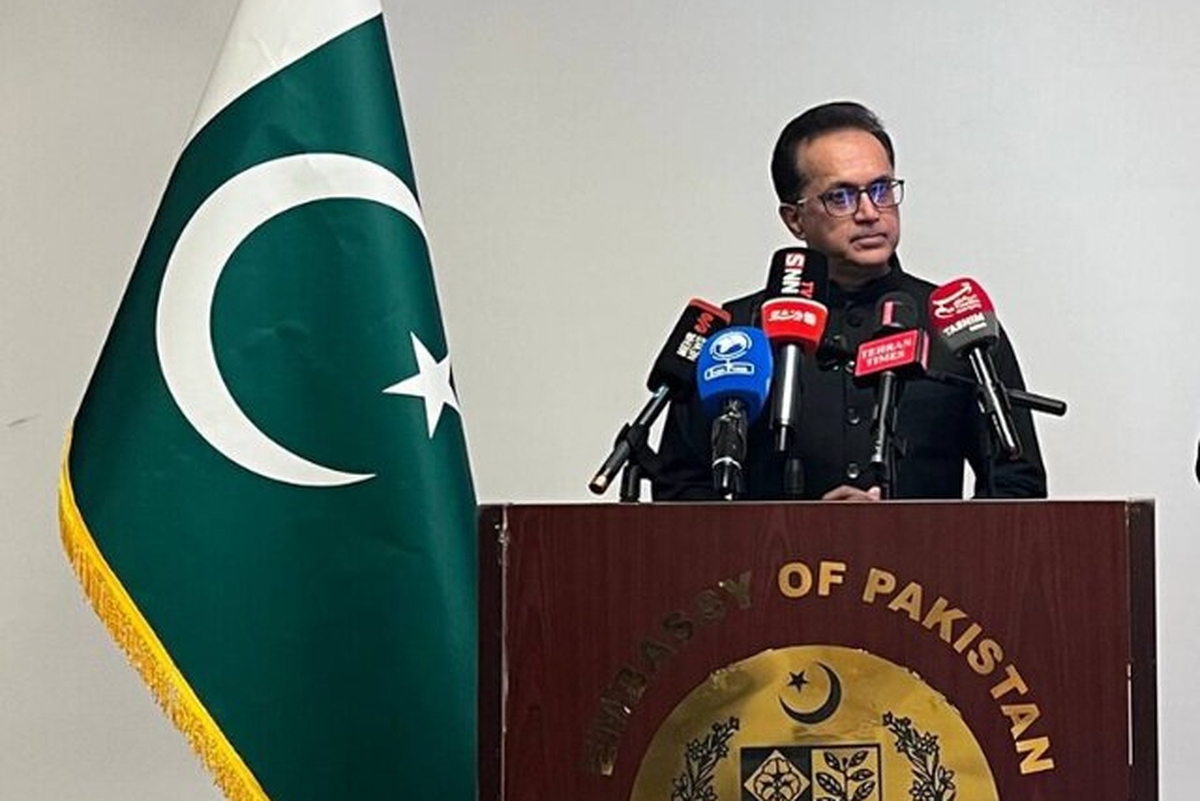 سفیر پاکستان روابط تهران و اسلام‌آباد را عالی توصیف کرد و از نهایی شدن یک چارچوب قانونی درباره مکانیسم تهاتر بین دو کشور خبر داد.