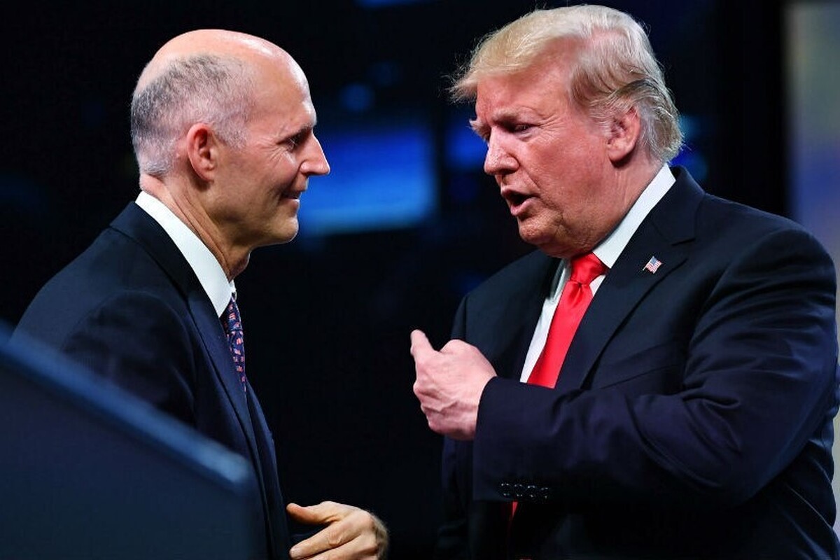 سناتور آمریکایی در اظهاراتی مداخله‌جویانه به «نیکلاس مادورو» رئیس جمهور ونزوئلا توصیه کرد که از این کشور خارج شود و هشدار داد که دولت او به زودی ممکن است سقوط کند.