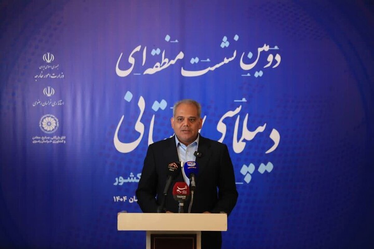 مدیرکل راهداری خراسان رضوی گفت: تکمیل طرح‌های مرزی سه استان خراسان به ۱۰۰ هزار میلیارد تومان نیاز دارد و اجرای آن‌ها ایران را به محور ترانزیت منطقه‌ای تبدیل می‌کند.