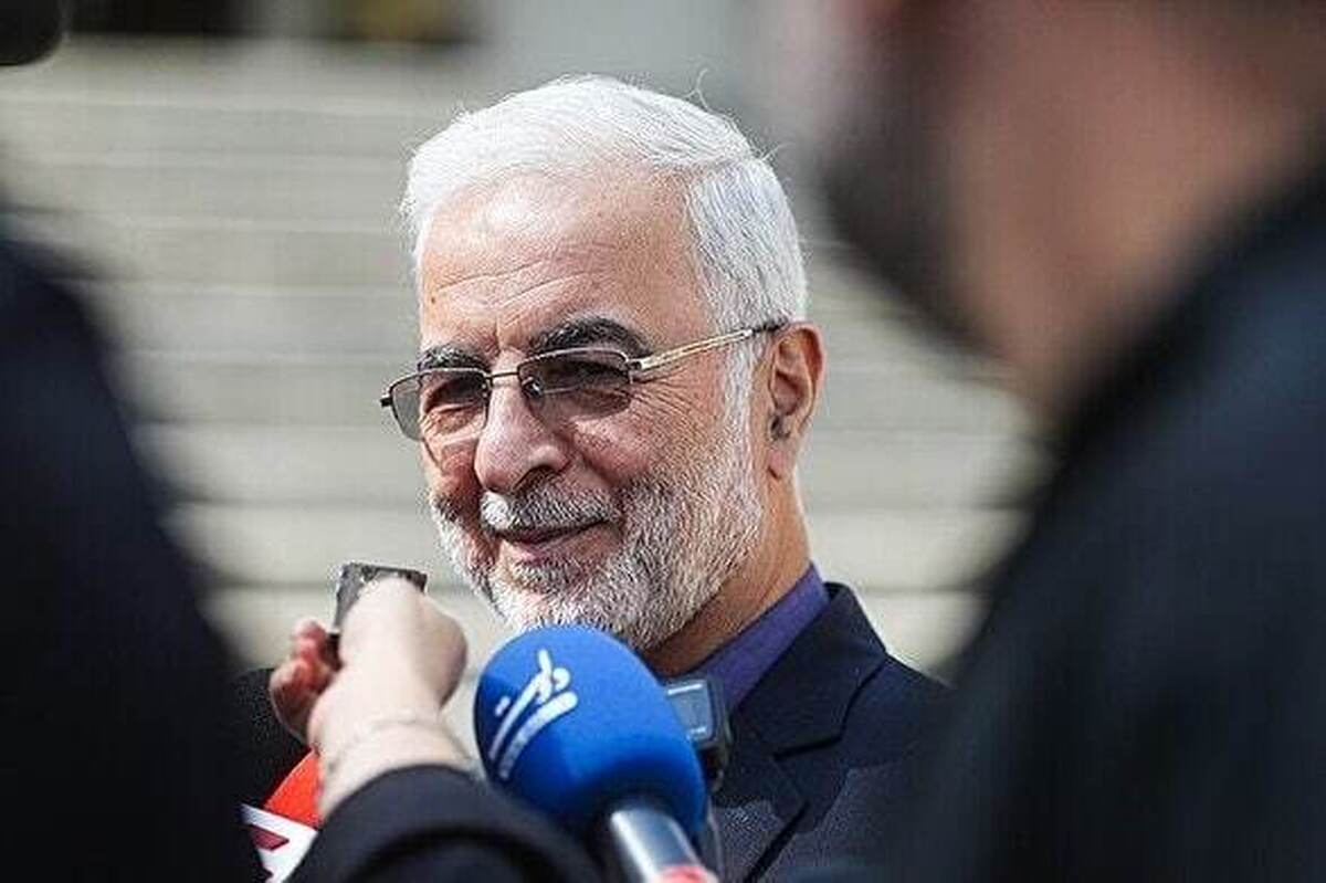 وزیر کشور گفت: سیاست قطعی جمهوری اسلامی ایران، ارتقای روابط و توسعه تعاملات با همسایگان و کشور‌های منطقه است.