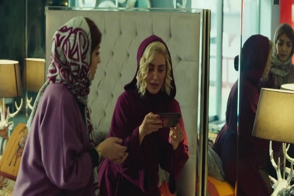 واکنش کارگردان «کج پیله» به توقف این فیلم در برخی شهر‌ها