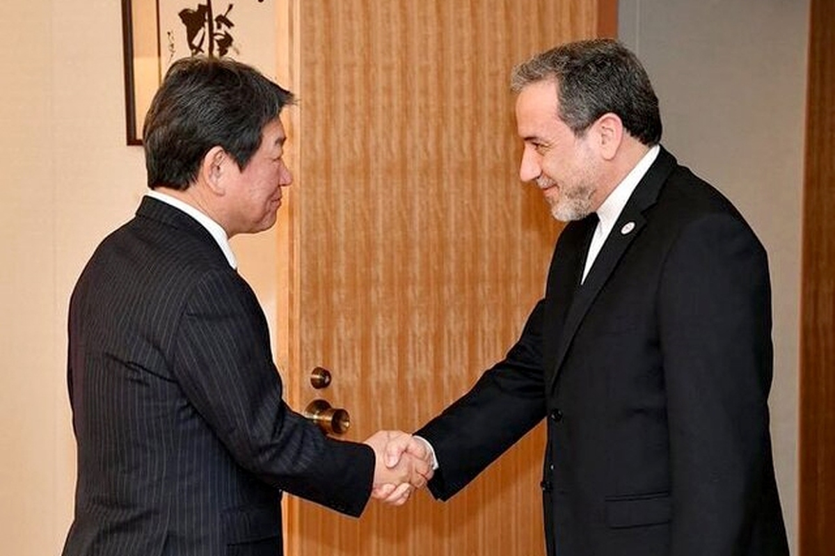 وزیر خارجه ژاپن از پیام تبریک وزیر امور خارجه ایران تشکر و تاکید کرد: گفت‌و‌گو‌های چندلایه و سازنده‌ای میان ژاپن و ایران بر پایه روابط دیرینه و دوستانه دو کشور همواره در جریان است.