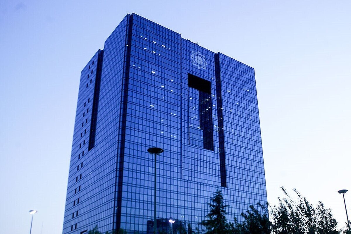 معاون تنظیم‌گری و نظارت بانک مرکزی اعلام کرد: بانک مرکزی طی سه سال گذشته برنامه‌های مشخص و اساسی در مورد بانک‌های ناتراز اجرا کرده است. بر این اساس، آمار بانک‌های ناتراز از ۱۴ بانک به ۵ بانک ناتراز کاهش یافته است.