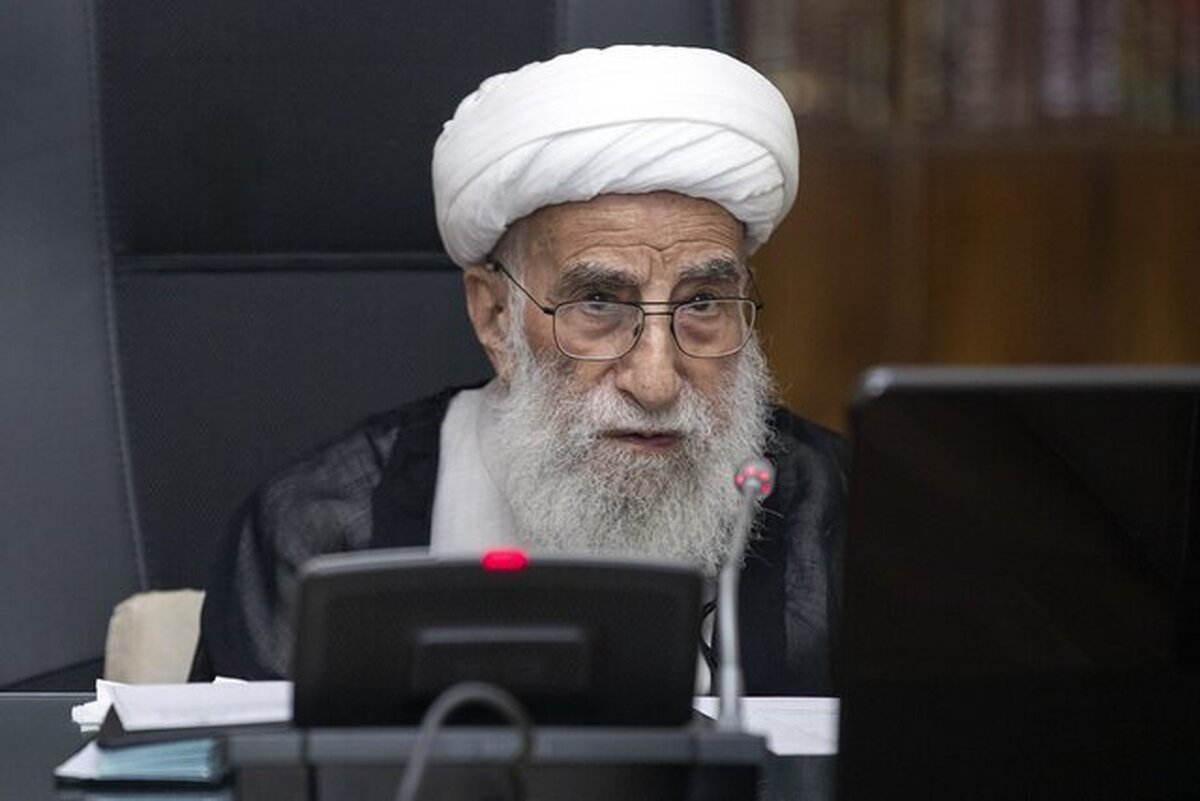 دبیر شورای نگهبان تاکید کرد: نگاه تمدن غرب به زنان، نگاهی به تمام معنا استثماری است و به همین دلیل در ارائه یک الگوی قابل اتکا ناتوان مانده است، در حالی که در دیدگاه اسلام زنان از کرامتی غیرقابل خدشه برخوردارند.