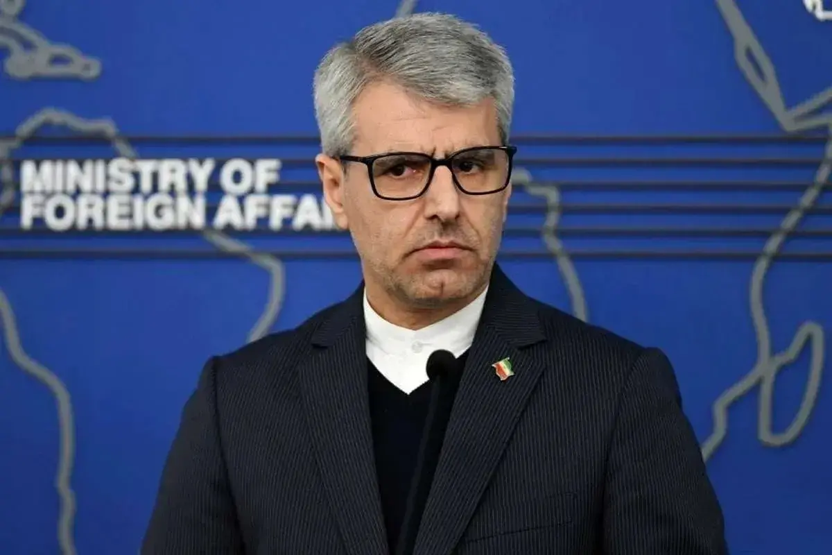 سخنگوی وزارت امور خارجه جمهوری اسلامی ایران حملات هوایی گسترده رژیم صهیونیستی به مناطق مختلف در جنوب، مرکز و شمال نوار غزه و هدف قرار دادن خیمه‌های آوارگان فلسطینی را که منجر به شهید و مجروح شدن ده‌ها فلسطینی از جمله تعداد زیادی کودک معصوم شده است، به شدت محکوم کرد.