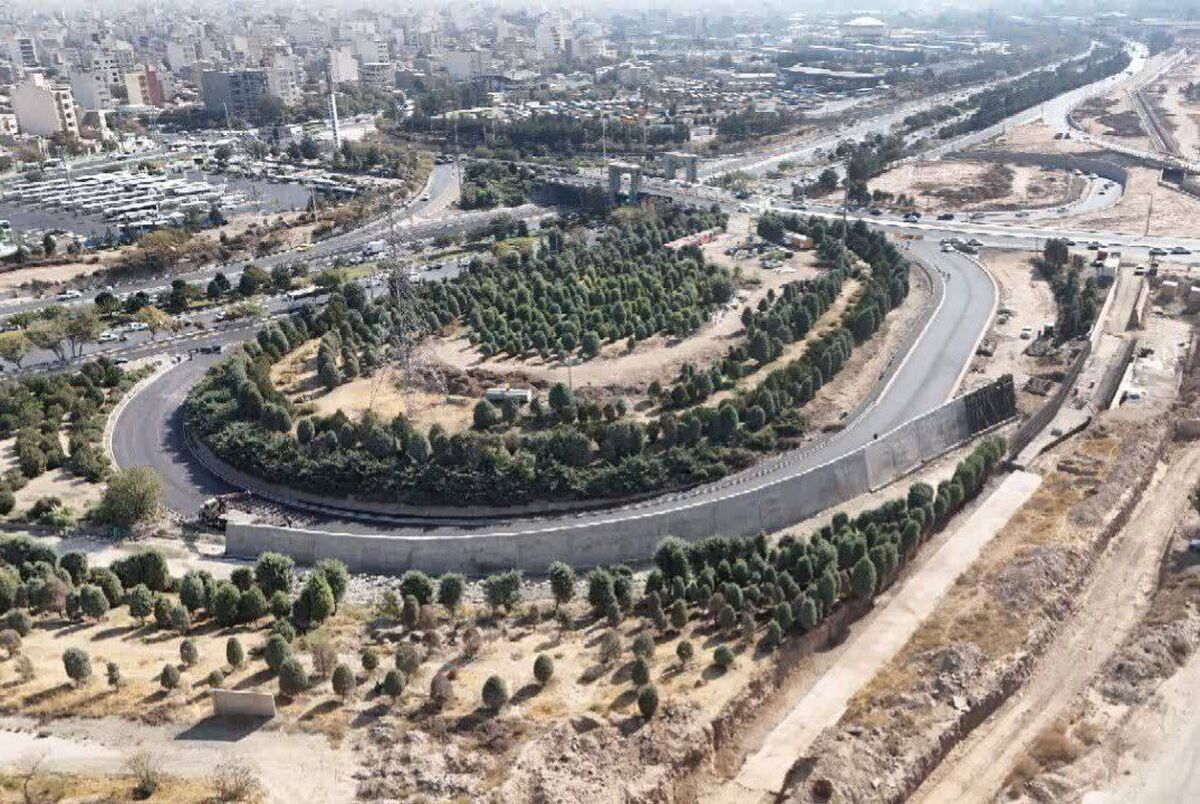 شهردار مشهدمقدس از بازگشایی مسیر دسترسی بولوار امام خمینی (ره) به میدان حافظ درتقاطع غیرهم‌سطح انقلاب مشهد خبر داد.