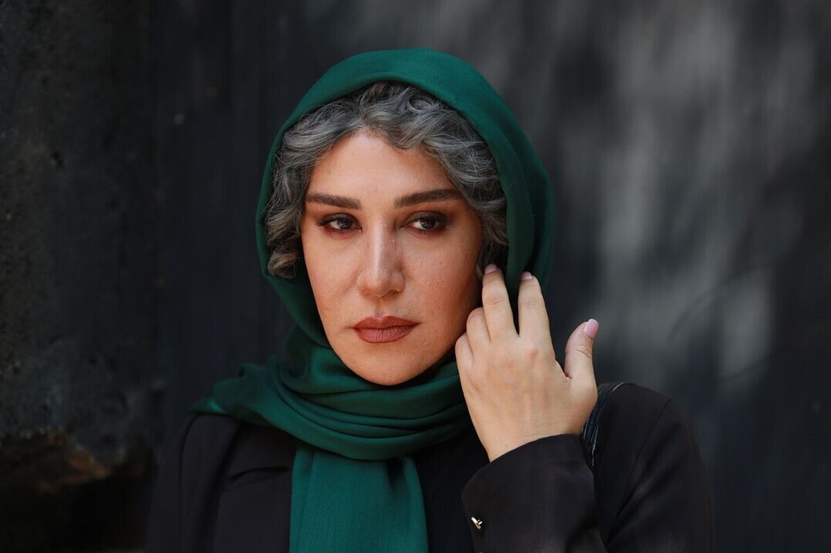 نسیم ادبی که در کنار بازیگری گاهی هم کارگردانی می‌کند، به زودی تازه‌ترین نمایش خود را روی صحنه می‌برد.