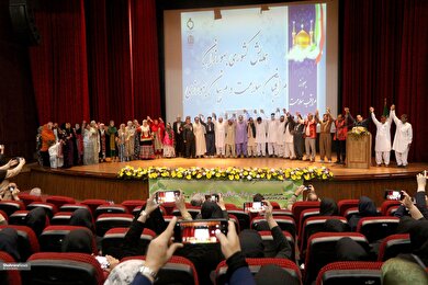 گزارش تصویری | همایش ملی تقدیر از بهورزان، مراقبان سلامت و مربیان بهورزی در مشهد