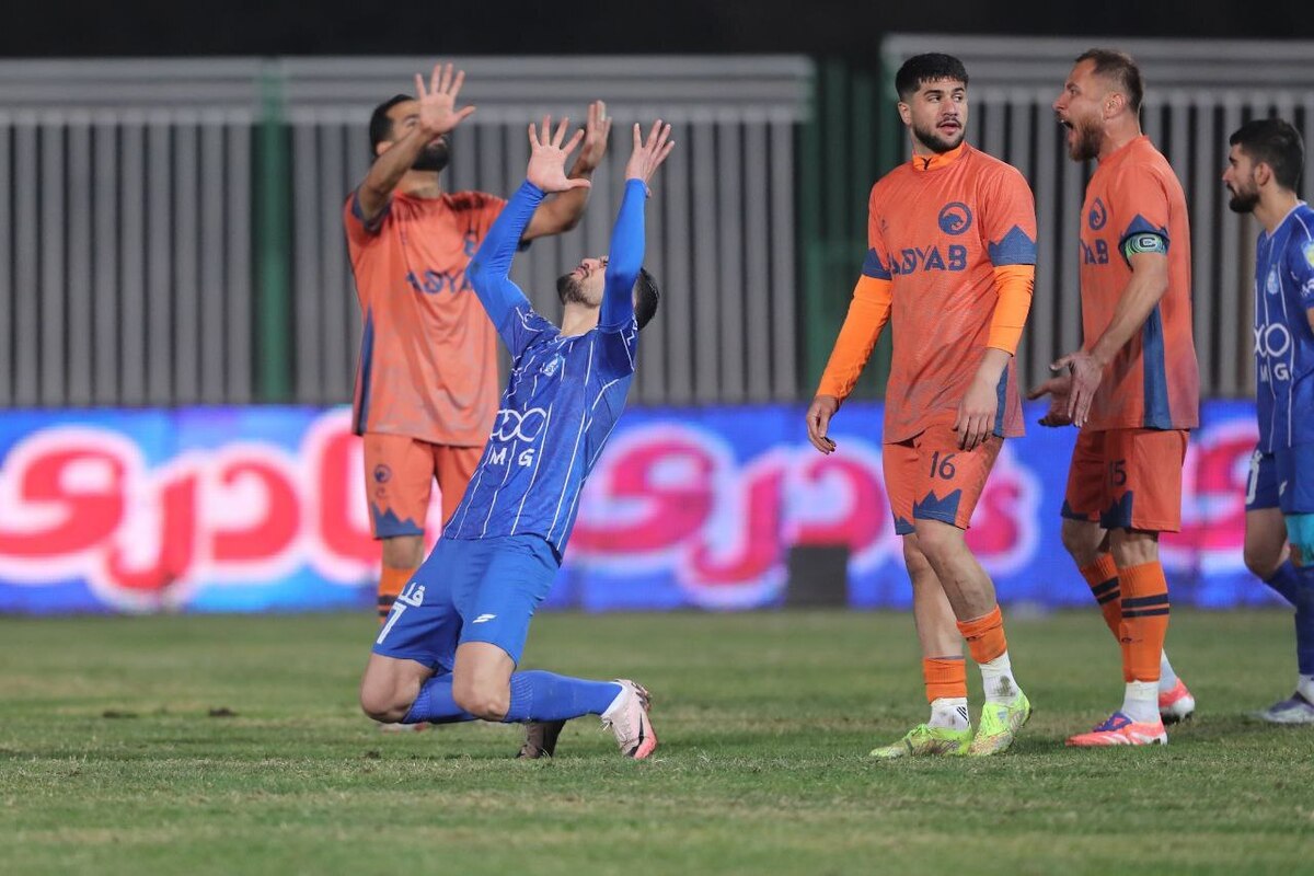 برد خفیف و دشوار استقلال مقابل تیم دسته دومی پادیاب خلخال یک هشدار جدی برای استقلال در آستانه بازی با الوصل امارات است.